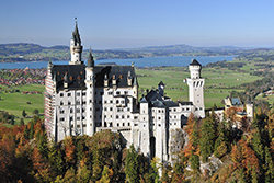 mehr Infos zum Schloss Neuschwanstein mehr Infos hier